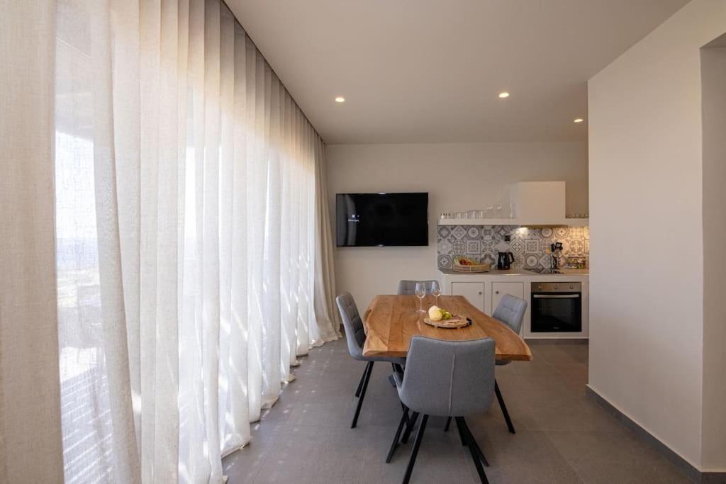 Pearl Suites And Villa Tínos מראה חיצוני תמונה