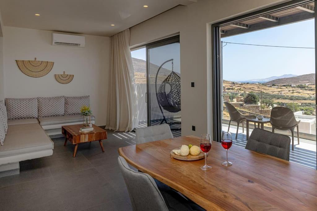 Pearl Suites And Villa Tínos מראה חיצוני תמונה