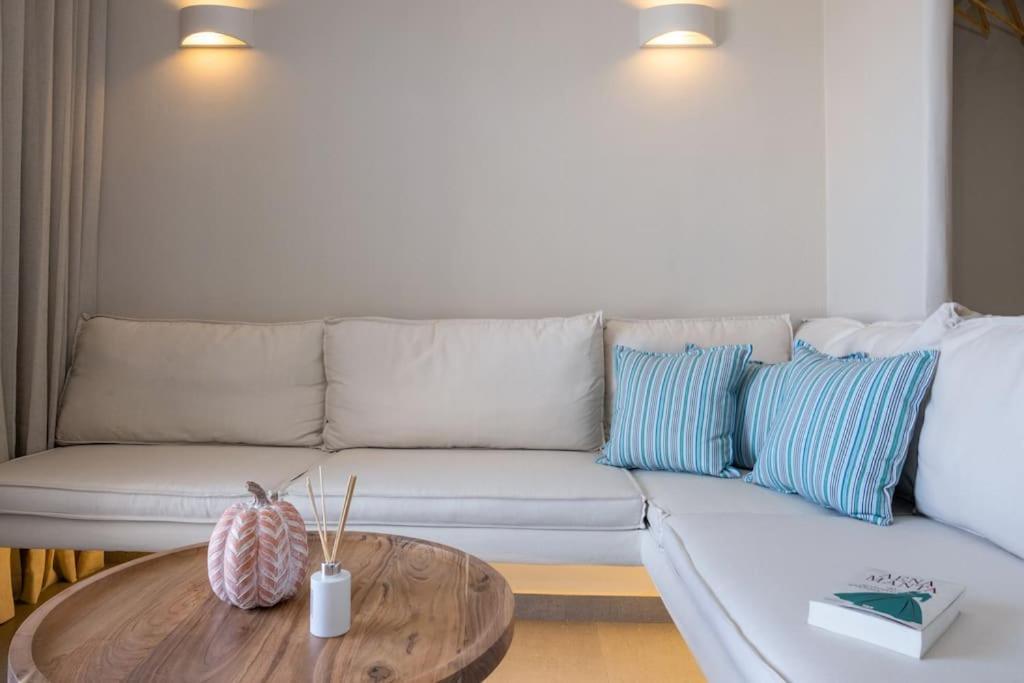 Pearl Suites And Villa Tínos מראה חיצוני תמונה