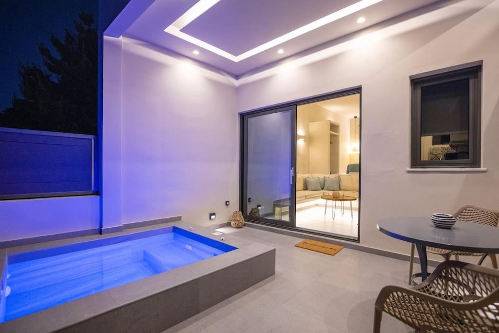 Pearl Suites And Villa Tínos מראה חיצוני תמונה
