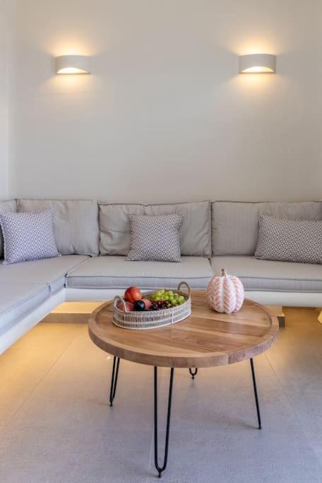 Pearl Suites And Villa Tínos מראה חיצוני תמונה