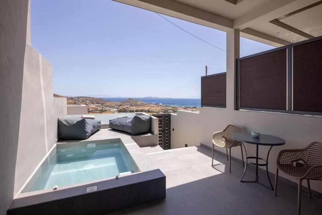 Pearl Suites And Villa Tínos מראה חיצוני תמונה